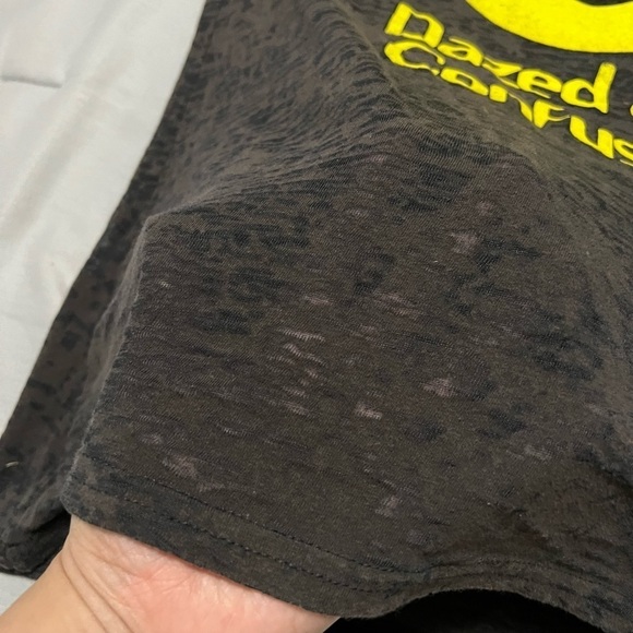 Dazed and Confused Burnout Tee Size Medium - Picture 3 of 6